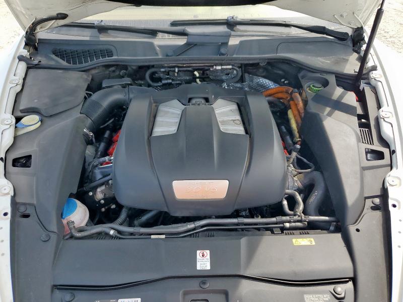 Photo 12 from auction – 2014 PORSCHE CAYENNE S with VIN WP1AE2A29ELA50465