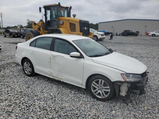 Photo 4 from auction – 2017 VOLKSWAGEN JETTA S with VIN 3VW2B7AJ2HM220670