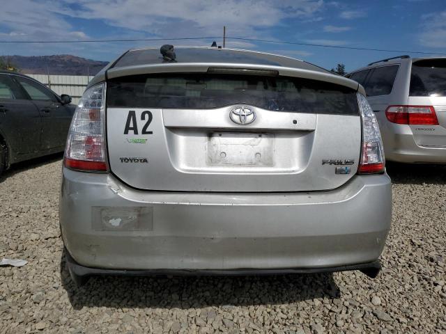 Photo 6 from auction – 2005 TOYOTA PRIUS with VIN JTDKB20U050132099