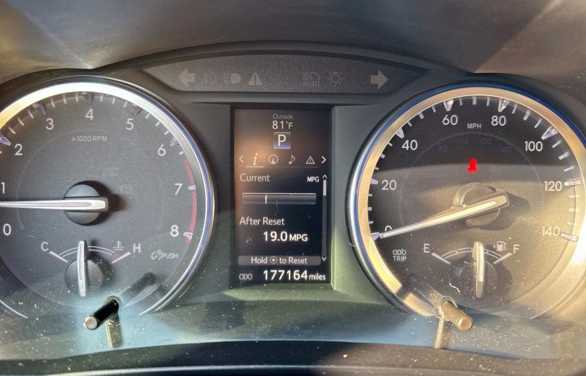Photo 8 from auction – 2016 TOYOTA HIGHLANDER with VIN 5TDKKRFH1GS141462