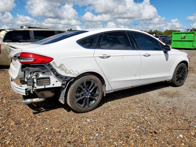 Photo 3 from auction – 2020 FORD FUSION SE with VIN 3FA6P0HD5LR187985