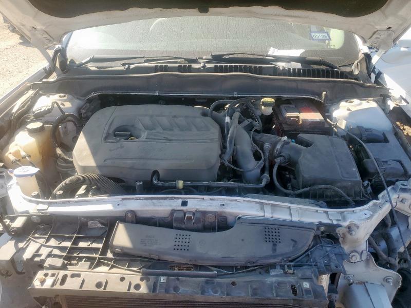 Photo 11 from auction – 2016 FORD FUSION SE with VIN 3FA6P0HD4GR314246