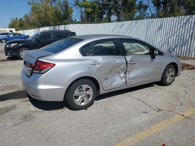 Photo 3 from auction – 2015 HONDA CIVIC LX with VIN 19XFB2F59FE225407
