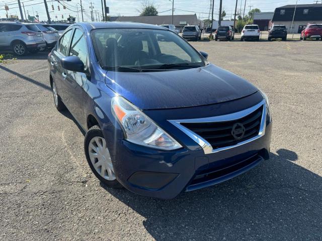 NISSAN VERSA S 2018 with VIN 3N1CN7AP2JL811082 - Photo from auction