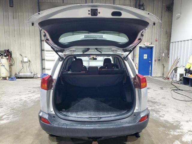 Photo 6 from auction – 2015 TOYOTA RAV4 LE with VIN JTMBFREV3FD140996