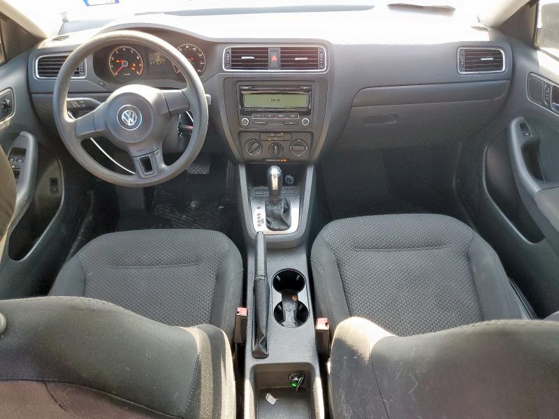 Photo 8 from auction – 2011 VOLKSWAGEN JETTA BASE with VIN 3VW2K7AJ3BM107494