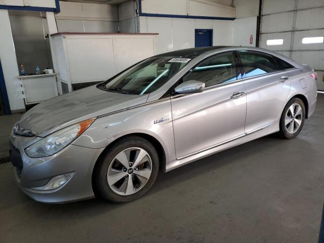 HYUNDAI SONATA HYBRID 2011 with VIN KMHEC4A47BA015190 - Photo from auction