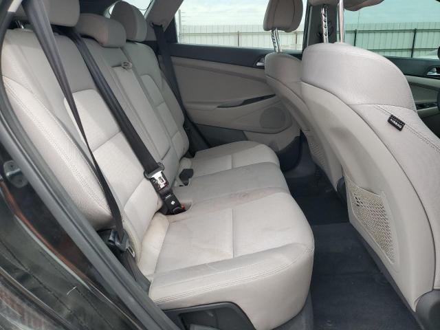 Photo 11 from auction – 2016 HYUNDAI TUCSON SE with VIN KM8J23A42GU027944