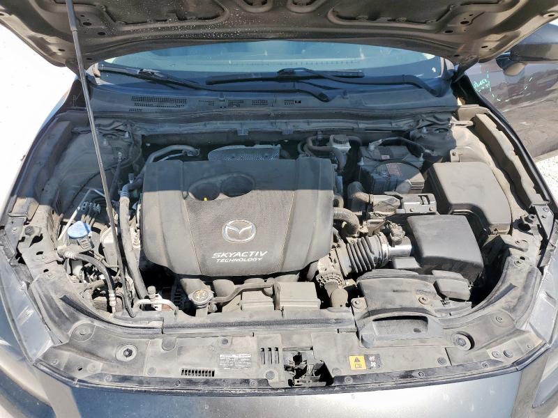 Photo 11 from auction – 2018 MAZDA 3 TOURING with VIN 3MZBN1V33JM196921