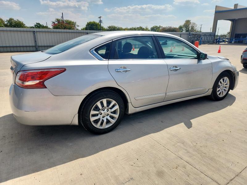 Photo 3 from auction – 2013 NISSAN ALTIMA 2.5 with VIN 1N4AL3AP0DN553075