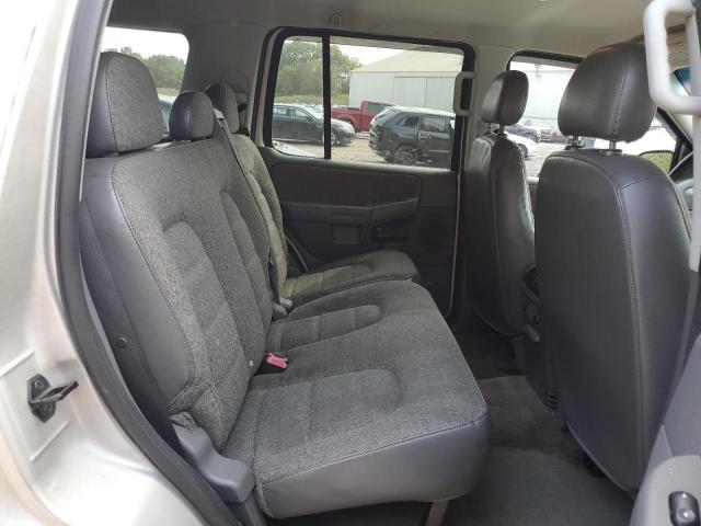 Photo 11 from auction – 2004 FORD EXPLORER X with VIN 1FMZU72KX4UA80257