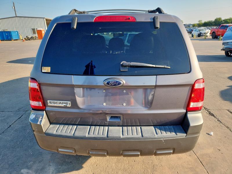 Photo 6 from auction – 2010 FORD ESCAPE XLT with VIN 1FMCU0D71AKA43689