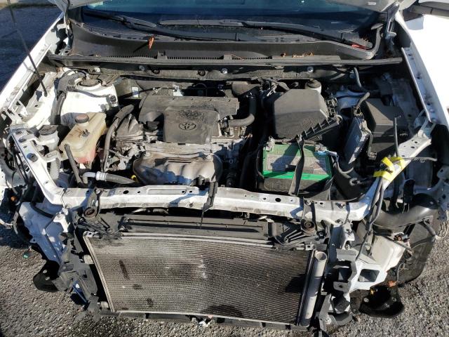 Photo 12 from auction – 2015 TOYOTA RAV4 XLE with VIN JTMRFREV2FD145640