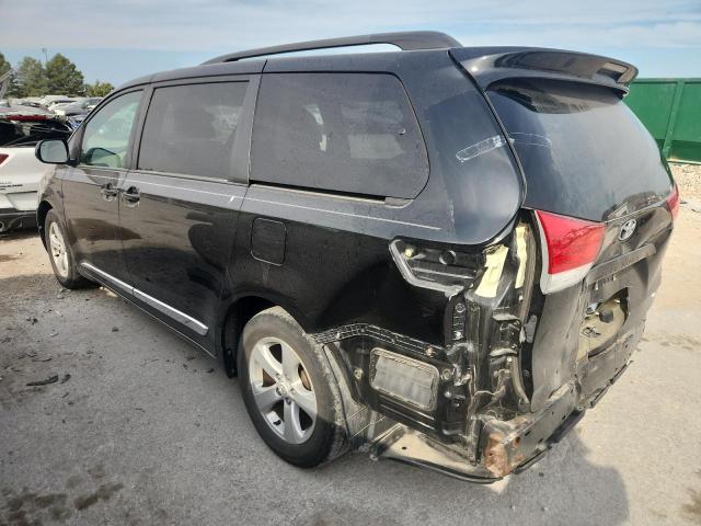 Photo 2 from auction – 2012 TOYOTA SIENNA LE with VIN 5TDKK3DC6CS272000
