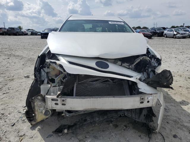 Photo 5 from auction – 2014 TOYOTA PRIUS V with VIN JTDZN3EU8E3301370