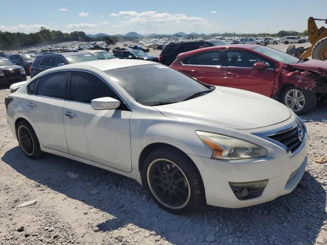 Photo 4 from auction – 2014 NISSAN ALTIMA 2.5 with VIN 1N4AL3AP1EN226301