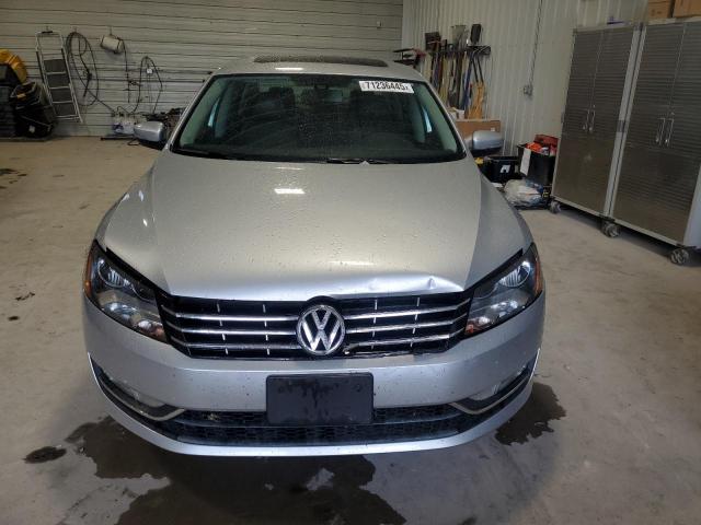 Photo 5 from auction – 2015 VOLKSWAGEN PASSAT SE with VIN 1VWBV7A31FC067772