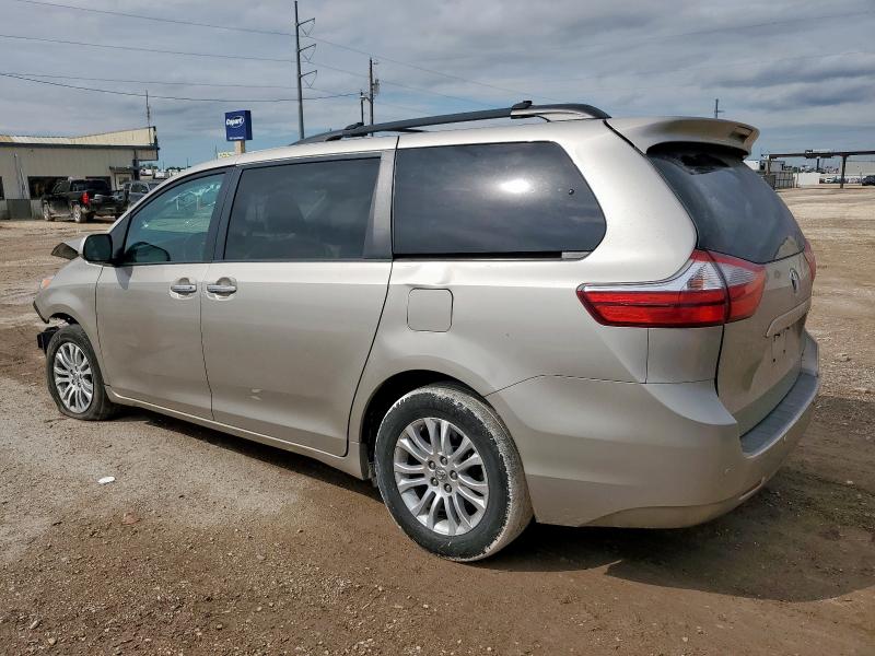 Photo 2 from auction – 2015 TOYOTA SIENNA XLE with VIN 5TDYK3DC7FS643776