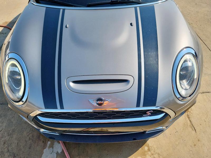 Photo 11 from auction – 2017 MINI COOPER S C with VIN WMWLU5C58H2C45571