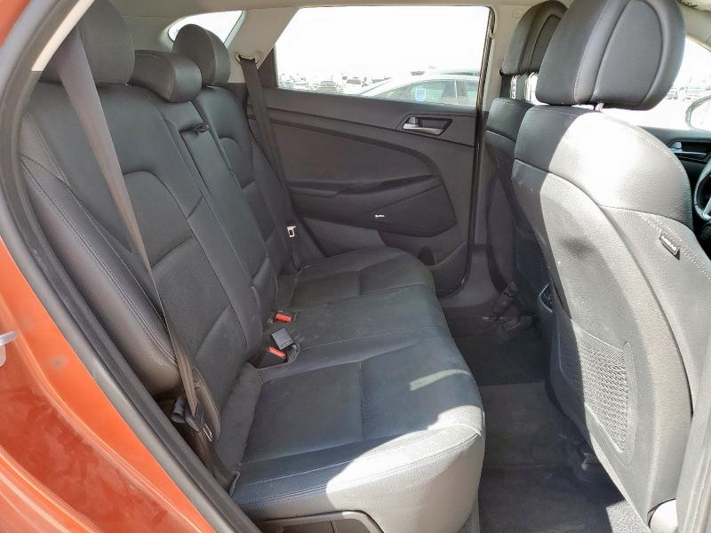 Photo 11 from auction – 2017 HYUNDAI TUCSON LIM with VIN KM8J33A42HU431356