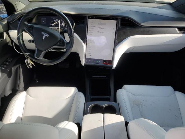 Photo 8 from auction – 2018 TESLA MODEL X with VIN 5YJXCAE27JF096685