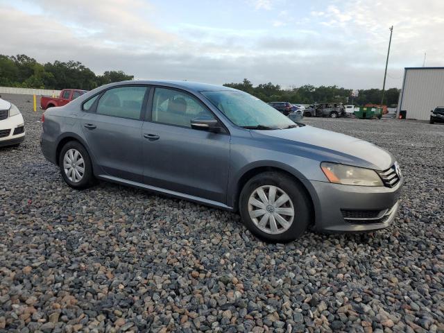 Photo 4 from auction – 2013 VOLKSWAGEN PASSAT S with VIN 1VWAP7A36DC063090