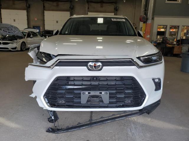 Photo 5 from auction – 2024 TOYOTA GRAND HIGH with VIN 5TDAAAB54RS069560