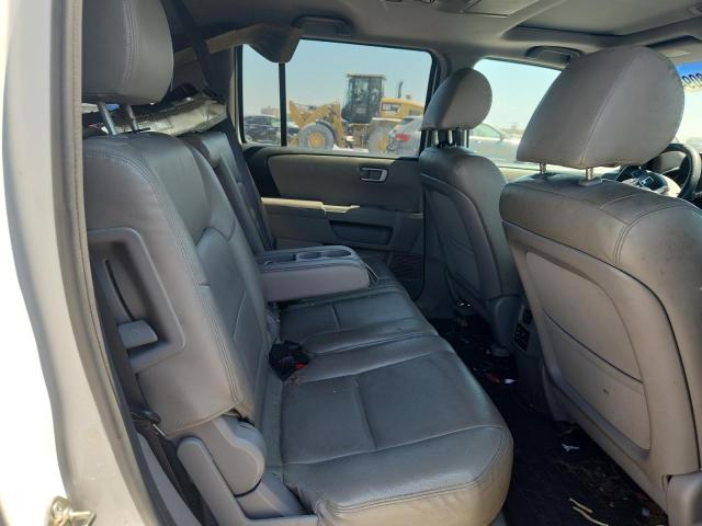 Photo 11 from auction – 2015 HONDA PILOT SE with VIN 5FNYF3H30FB024598