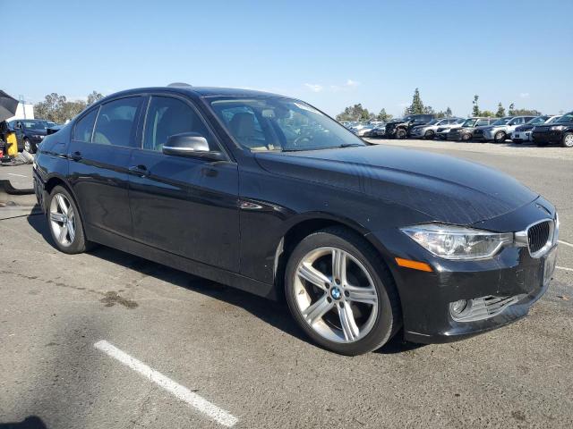 Foto 4 de la subasta – 2014 BMW 328 XI con VIN WBA3B3C50EJ981753