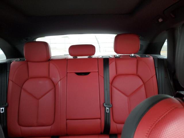 Photo 10 from auction – 2018 PORSCHE MACAN with VIN WP1AA2A50JLB22685