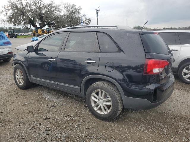 Photo 2 from auction – 2015 KIA SORENTO LX with VIN 5XYKTCA62FG585381