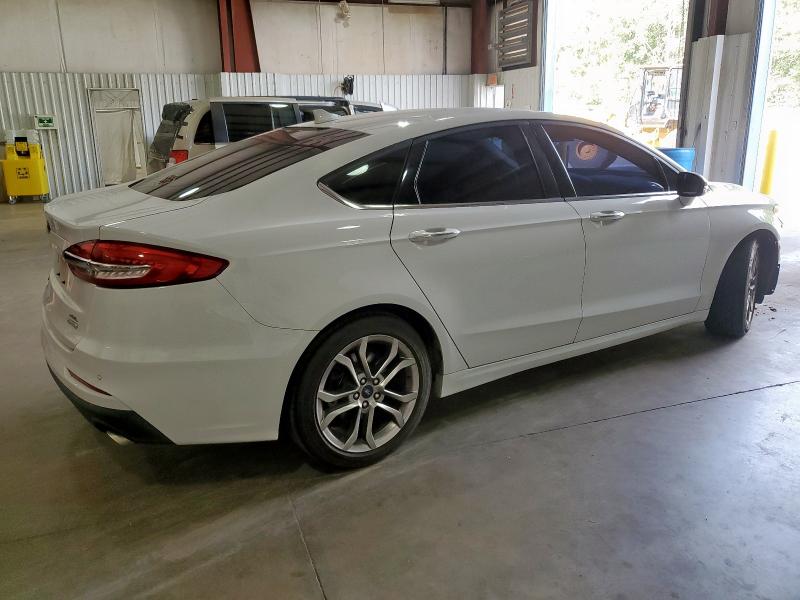 Photo 3 from auction – 2020 FORD FUSION SEL with VIN 3FA6P0CD0LR154528
