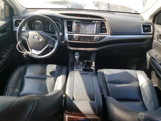 Photo 8 from auction – 2018 TOYOTA HIGHLANDER with VIN 5TDKZRFH6JS538961