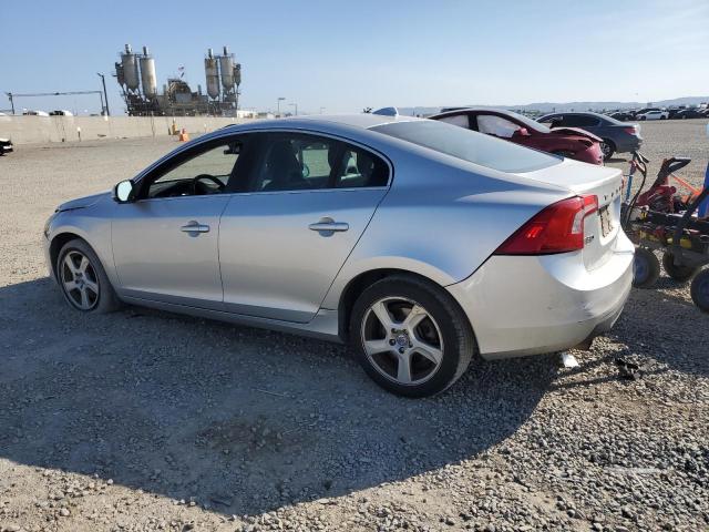 Photo 2 from auction – 2012 VOLVO S60 T5 with VIN YV1622FS1C2102533