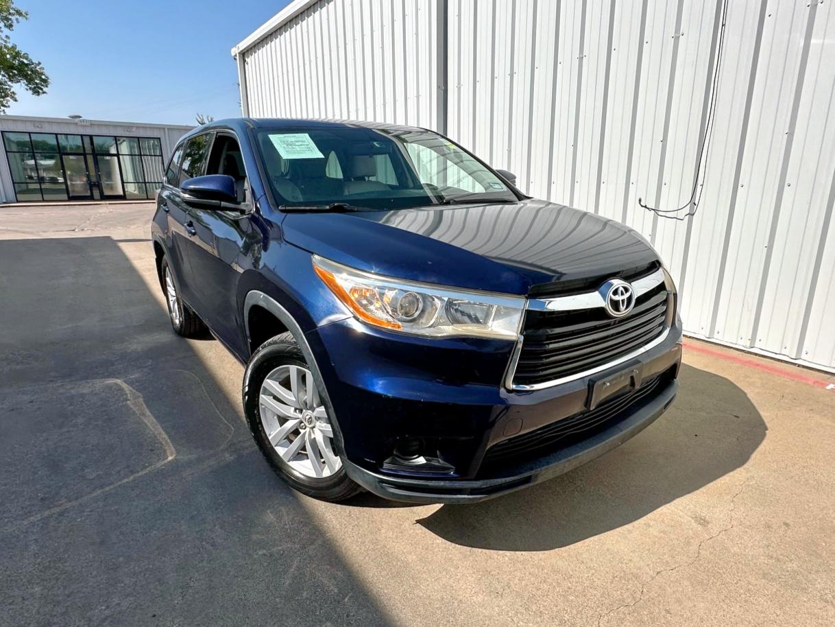 TOYOTA HIGHLANDER 2014 with VIN 5TDBKRFH8ES041291 - Photo from auction