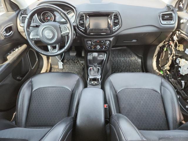Photo 8 from auction – 2019 JEEP COMPASS LATITUDE with VIN 3C4NJCBBXKT692812