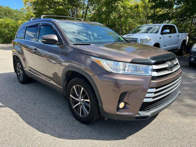 TOYOTA HIGHLANDER 2017 with VIN 5TDJZRFH4HS367780 - Photo from auction