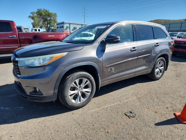 TOYOTA HIGHLANDER XLE 2015 with VIN 5TDJKRFH1FS152939 - Photo from auction