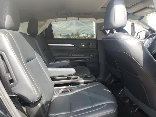 Photo 11 from auction – 2016 TOYOTA HIGHLANDER with VIN 5TDJKRFH2GS270967