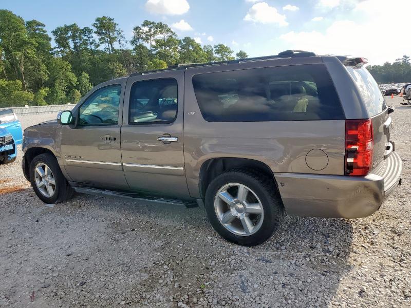 Photo 2 from auction – 2014 CHEVROLET SUBURBAN C with VIN 1GNSCKE04ER208476