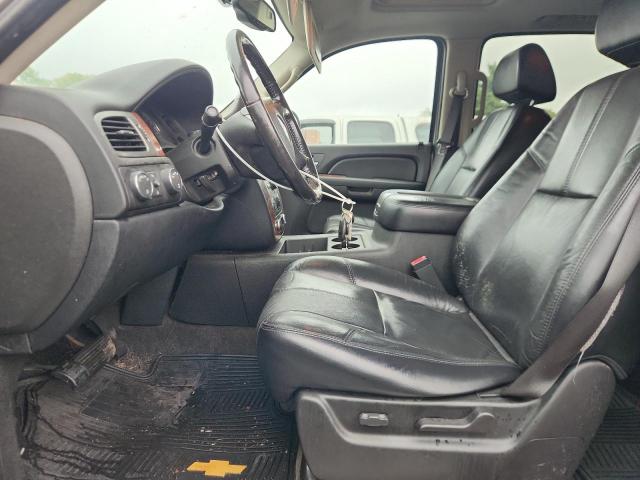 Photo 7 from auction – 2007 CHEVROLET SUBURBAN K with VIN 1GNFK16327J201261