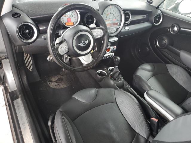 Photo 8 from auction – 2010 MINI COOPER S with VIN WMWMF7C55ATZ73632