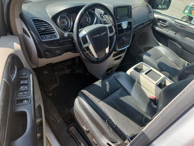 Photo 8 from auction – 2012 CHRYSLER TOWN AND C with VIN 2C4RC1CG5CR124451