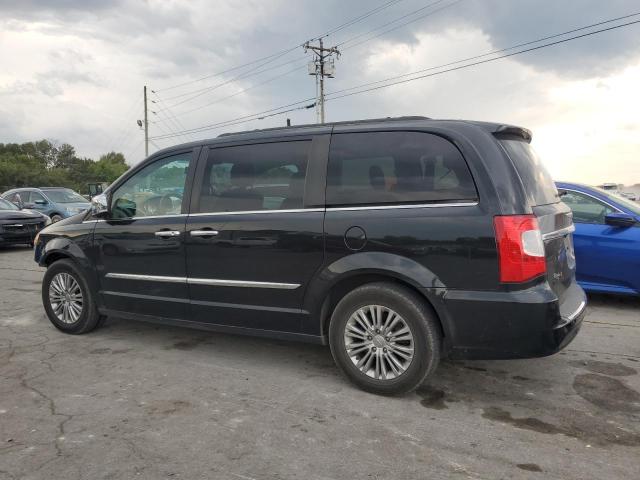 Photo 2 from auction – 2016 CHRYSLER TOWN & COU with VIN 2C4RC1CG1GR221927