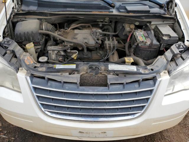 Photo 12 from auction – 2010 CHRYSLER TOWN & COU with VIN 2A4RR5D16AR460441