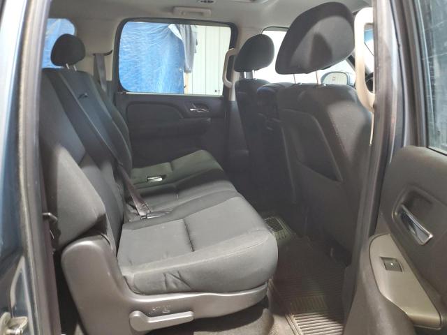 Photo 11 from auction – 2010 CHEVROLET SUBURBAN K with VIN 1GNUKHE38AR236624