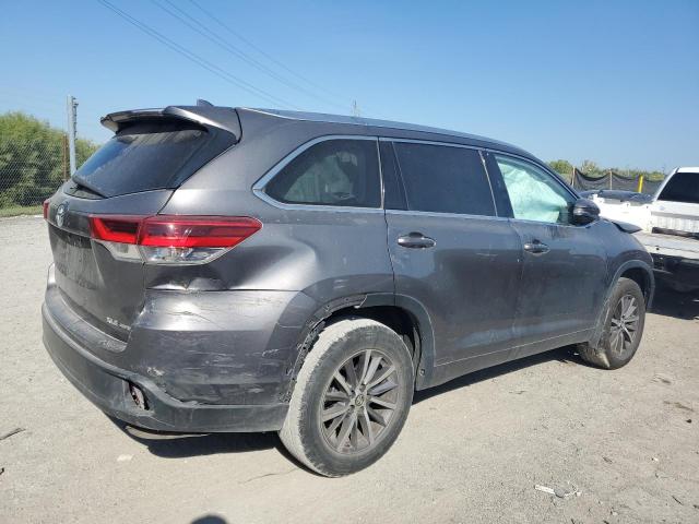 Photo 3 from auction – 2018 TOYOTA HIGHLANDER with VIN 5TDJZRFH1JS524283