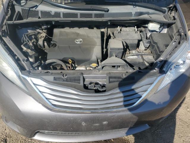 Photo 12 from auction – 2011 TOYOTA SIENNA XLE with VIN 5TDYK3DC2BS100751