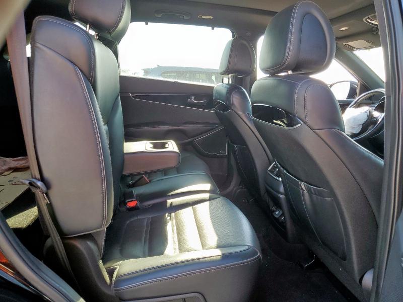 Photo 11 from auction – 2016 KIA SORENTO SX with VIN 5XYPK4A16GG047724