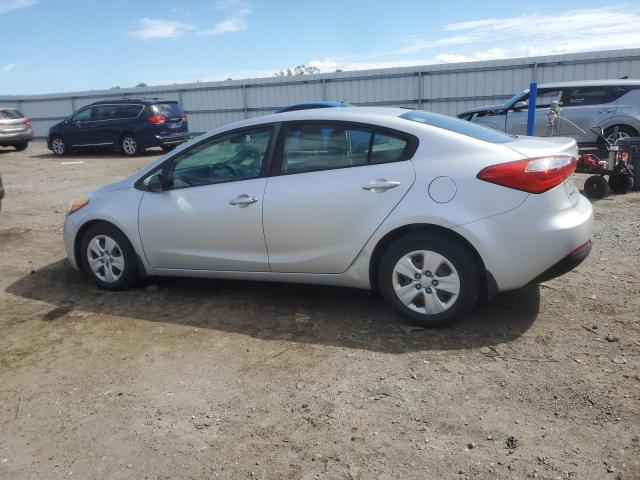 Photo 2 from auction – 2015 KIA FORTE LX with VIN KNAFK4A66F5318101